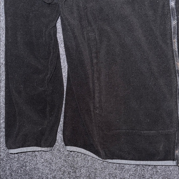 Reebok Black Jacket with Gray Camo Detail - Picture 4 of 7